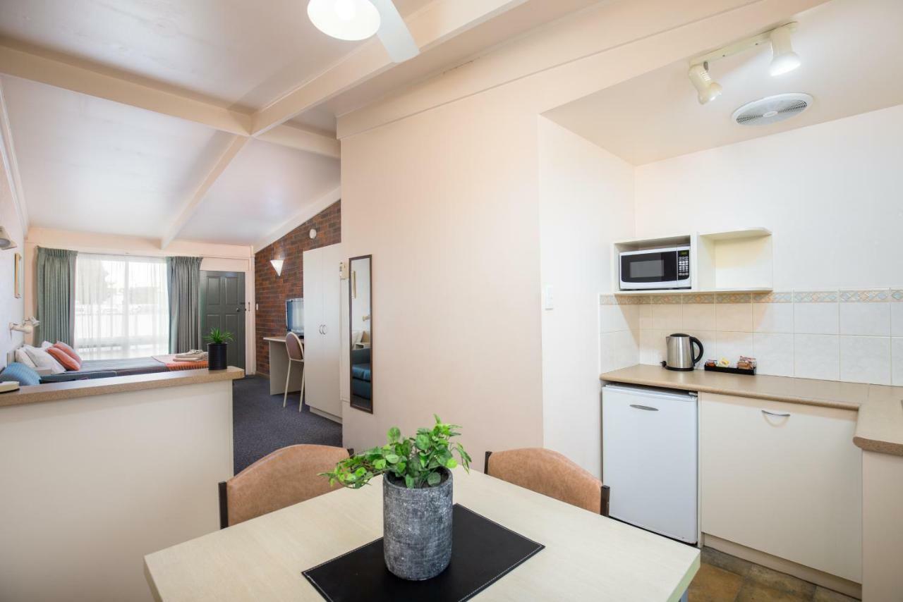 Mid City Motel Mount Gambier Buitenkant foto